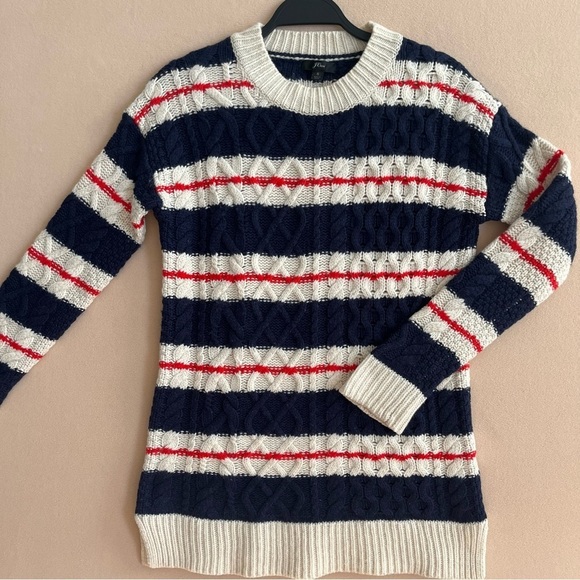 JCrew Chunky Preppy Gabby Striped Cable Knit Merino Wool Blend Sweater in Small - Picture 2 of 16